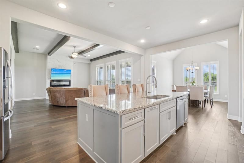 8230 Palmer Lane, Waxahachie TX 75167 - Photo 2