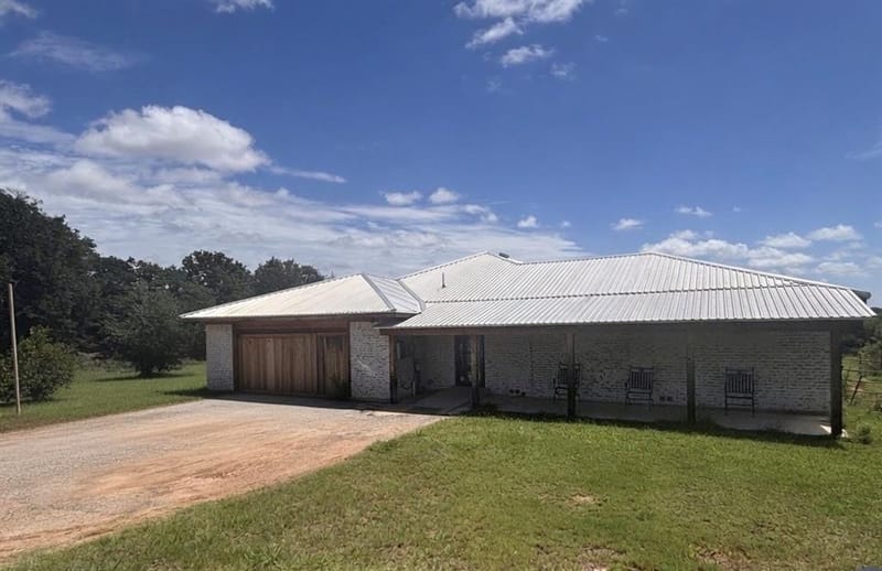 5355 Banks Road, Fort Worth TX 76140