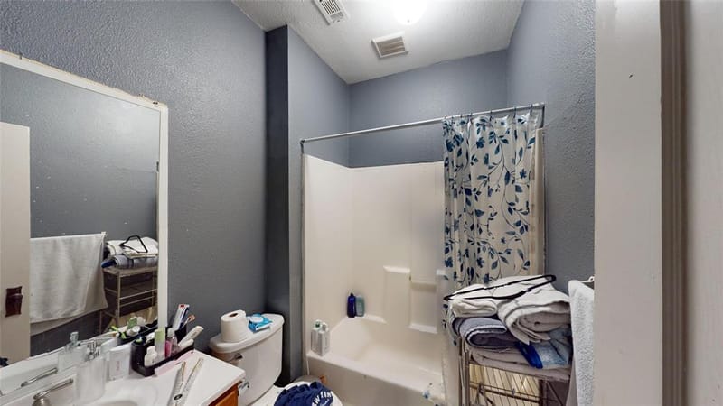 704 Cameron Avenue, Dallas TX 75223 - Photo 17
