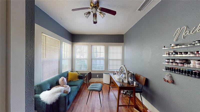 704 Cameron Avenue, Dallas TX 75223 - Photo 14