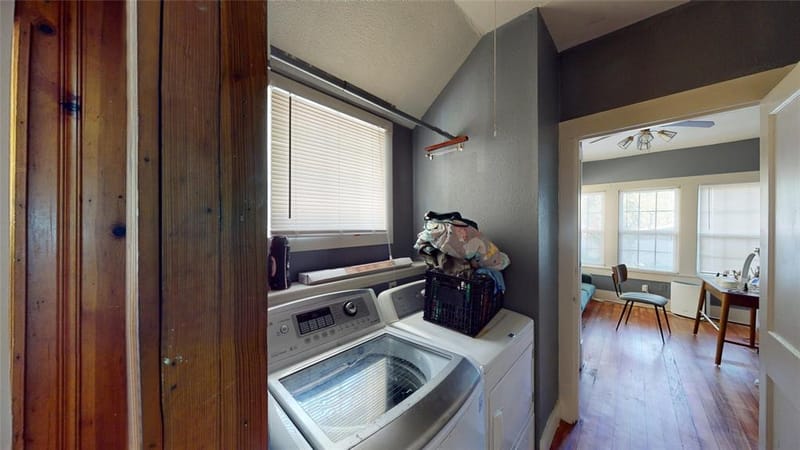 704 Cameron Avenue, Dallas TX 75223 - Photo 15