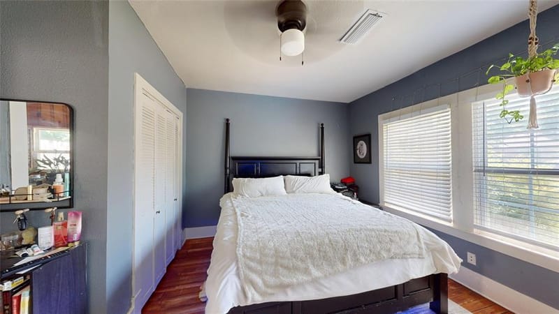 704 Cameron Avenue, Dallas TX 75223 - Photo 11
