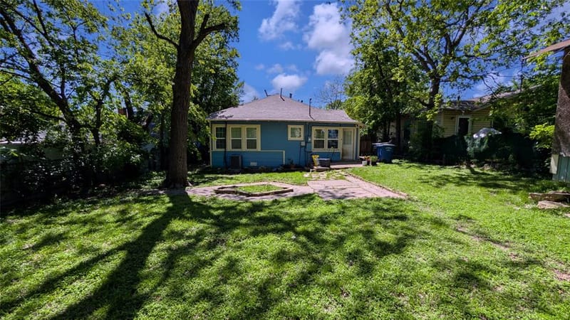 704 Cameron Avenue, Dallas TX 75223 - Photo 19