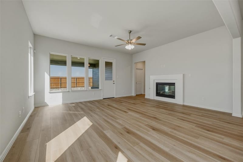3007 Leopard Lane, Ennis TX 75119 - Photo 7