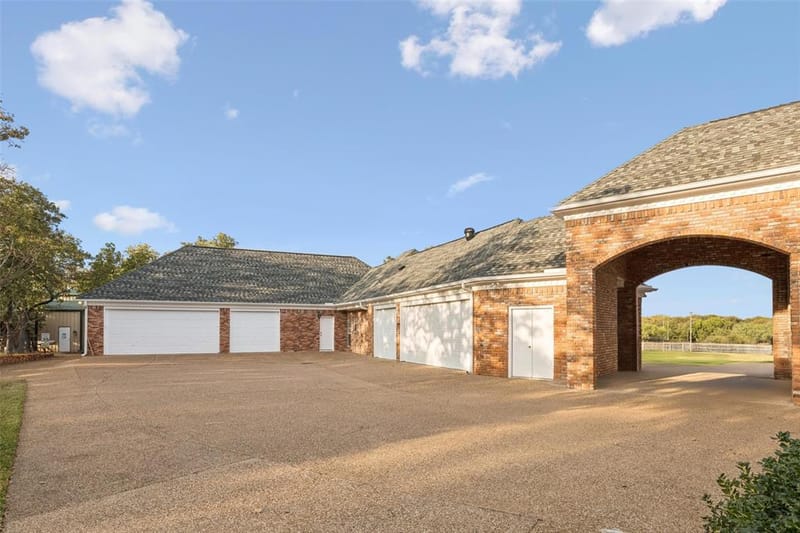 385 Meadow View Drive, Argyle TX 76226 - Photo 38