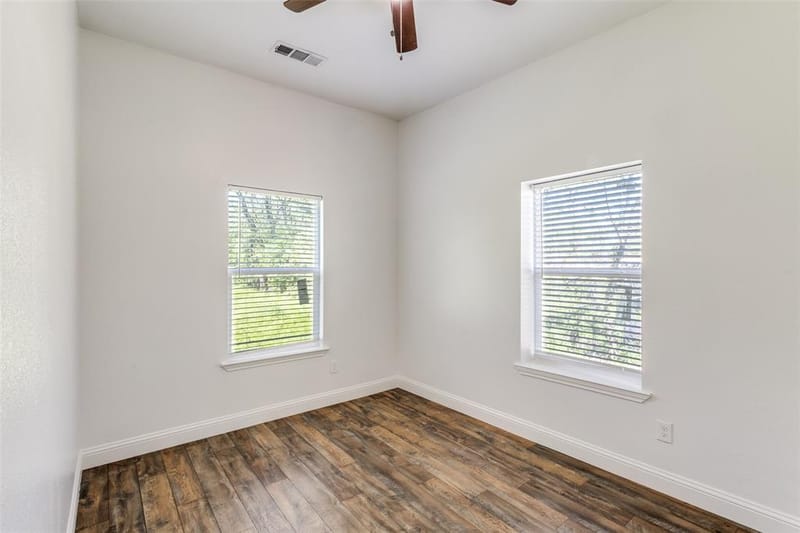 2323 Stoneman Street, Dallas TX 75215 - Photo 13