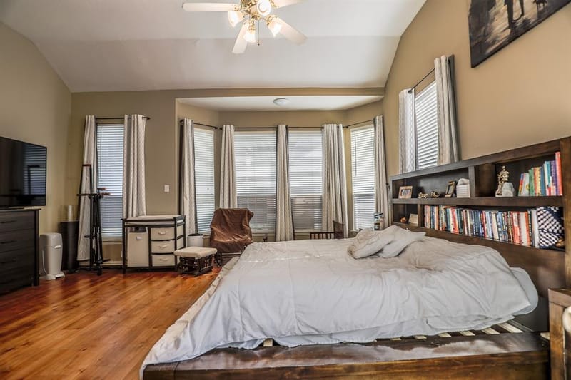 611 Laura Lane, Grand Prairie TX 75052 - Photo 27