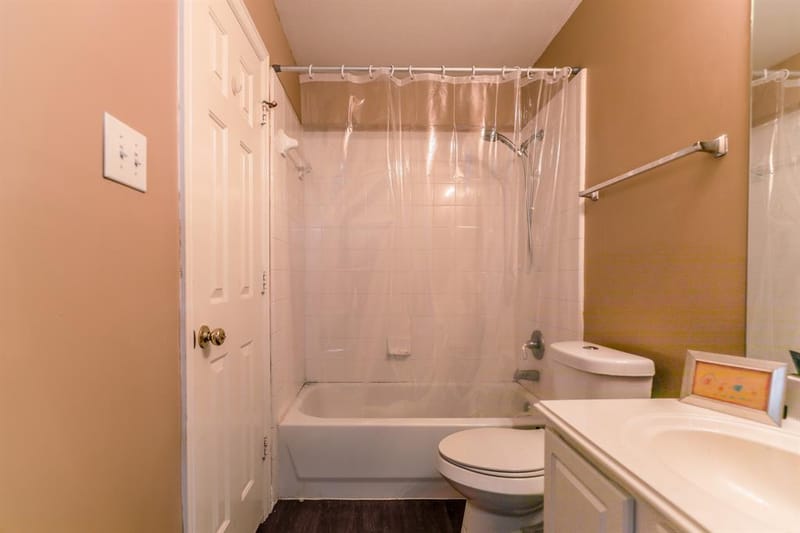 611 Laura Lane, Grand Prairie TX 75052 - Photo 24