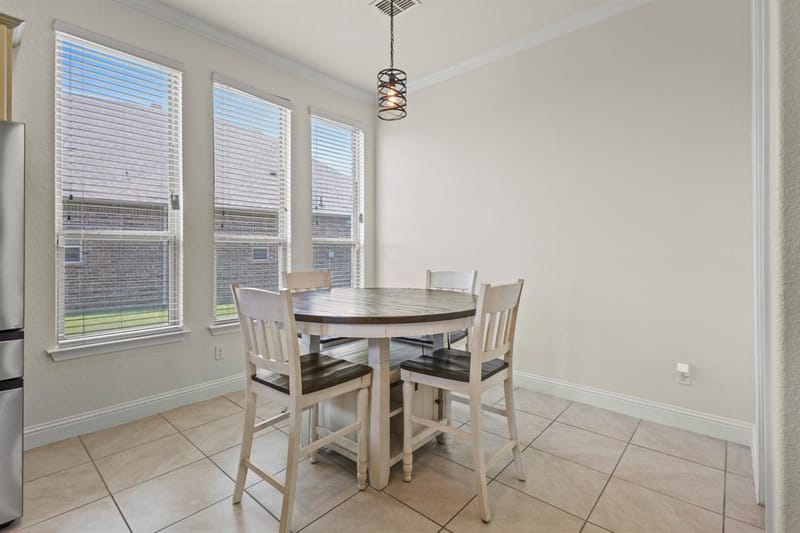 417 Burberry, Grand Prairie TX 75052 - Photo 7