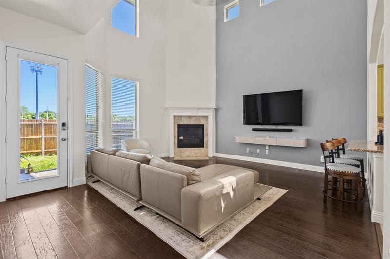 417 Burberry, Grand Prairie TX 75052 - Photo 9