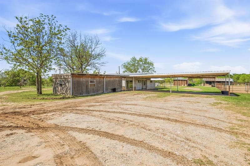 1301 County Road 440, De Leon TX 76444 - Photo 17