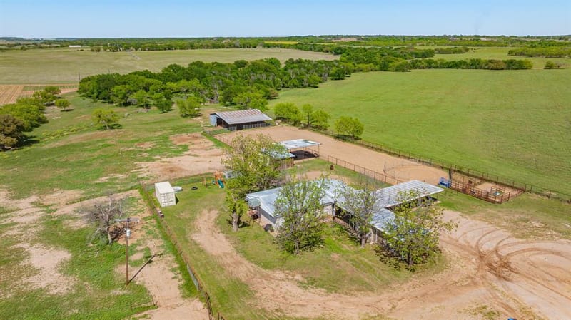 1301 County Road 440, De Leon TX 76444 - Photo 32