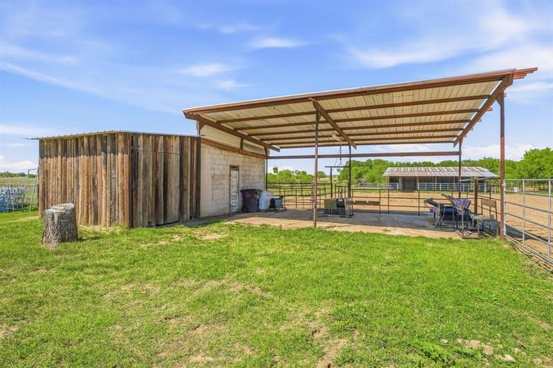 1301 County Road 440, De Leon TX 76444 - Photo 28