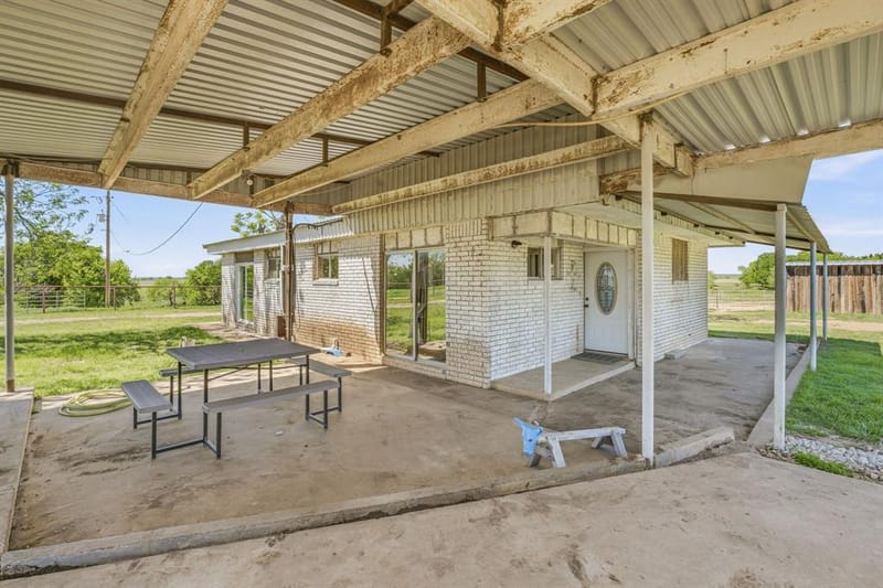 1301 County Road 440, De Leon TX 76444 - Photo 18