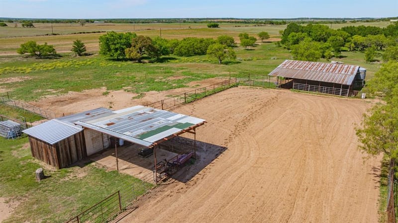 1301 County Road 440, De Leon TX 76444 - Photo 35