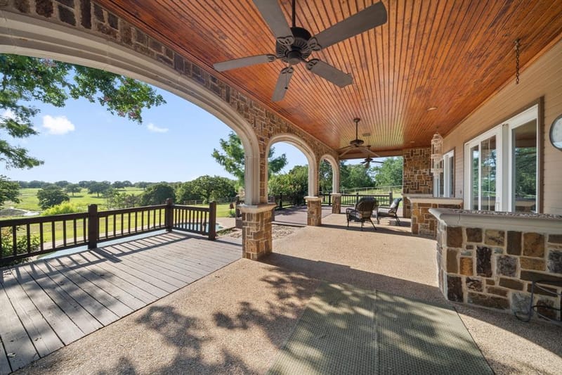 6068 NORTHVIEW Court, Aubrey TX 76227 - Photo 17