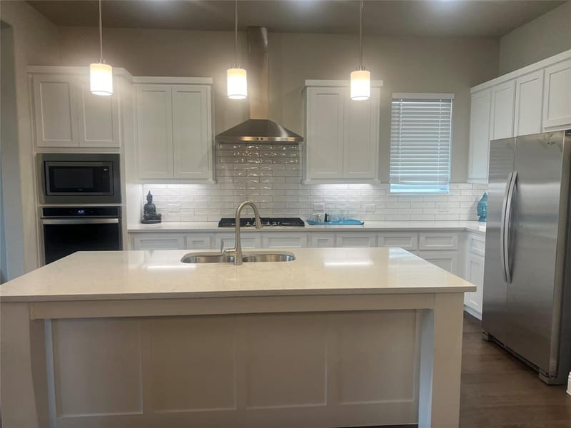 4805 Sunnybrook Drive, Plano TX 75093 - Photo 2