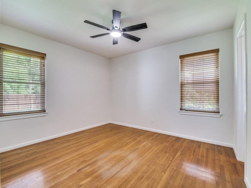 2315 Inadale Avenue, Dallas TX 75228 - Photo 23