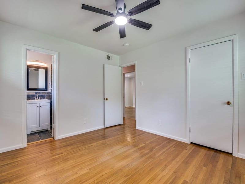 2315 Inadale Avenue, Dallas TX 75228 - Photo 24