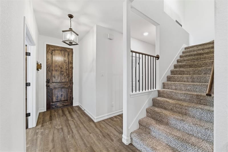 2501 Bunker Hill Drive, Burleson TX 76028 - Photo 6