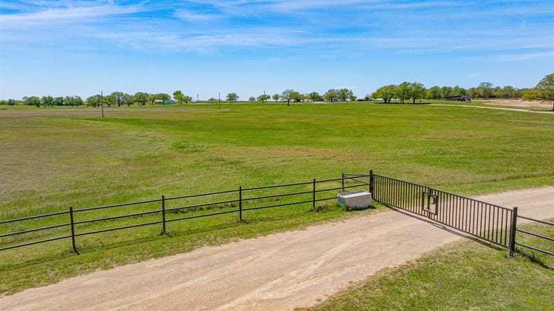 802 Private Road 1675, Stephenville TX 76401 - Photo 6