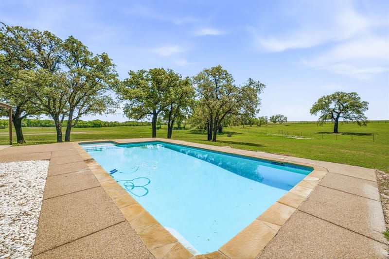 802 Private Road 1675, Stephenville TX 76401 - Photo 7