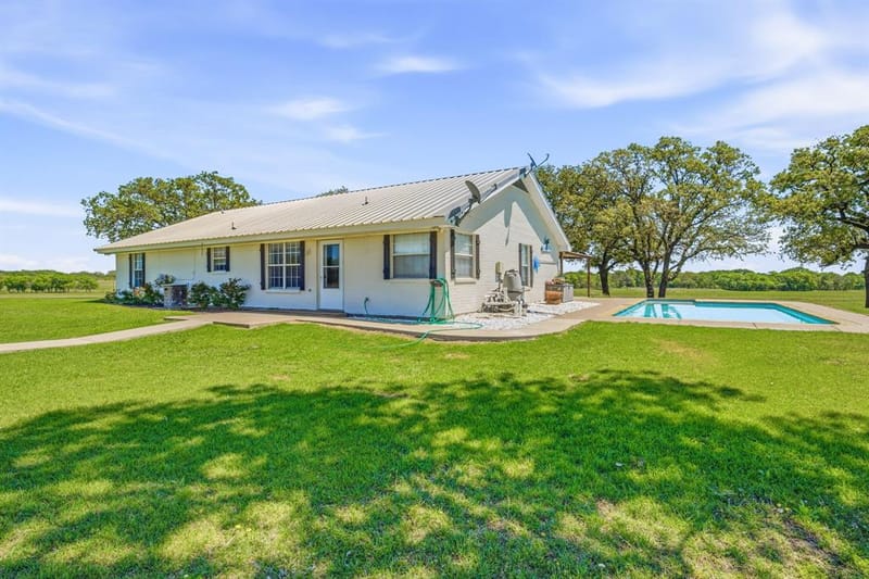 802 Private Road 1675, Stephenville TX 76401 - Photo 39