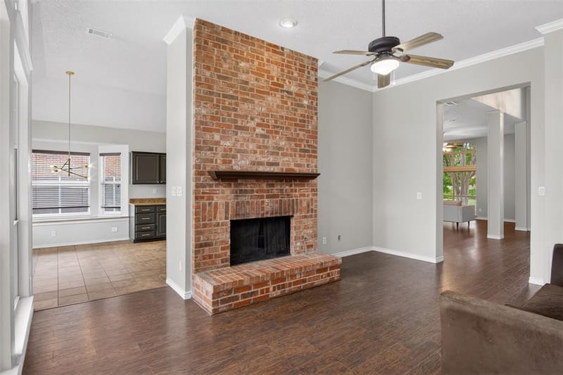 2622 Covington Drive, Garland TX 75040 - Photo 10