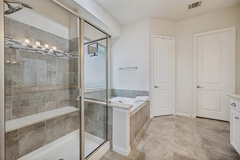2841 Edinburgh, Carrollton TX 75006 - Photo 18