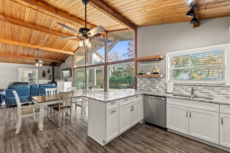 203 Shoreline Drive, Star Harbor TX 75148 - Photo 5