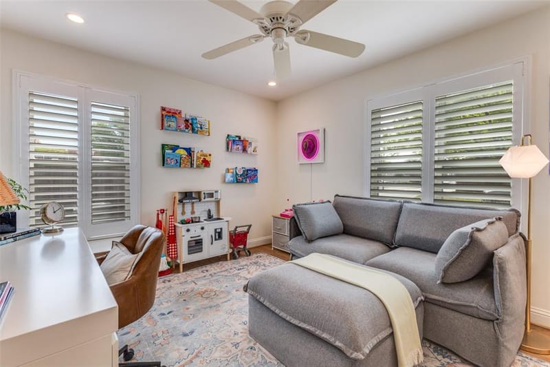 6347 Sudbury Drive, Dallas TX 75214 - Photo 11