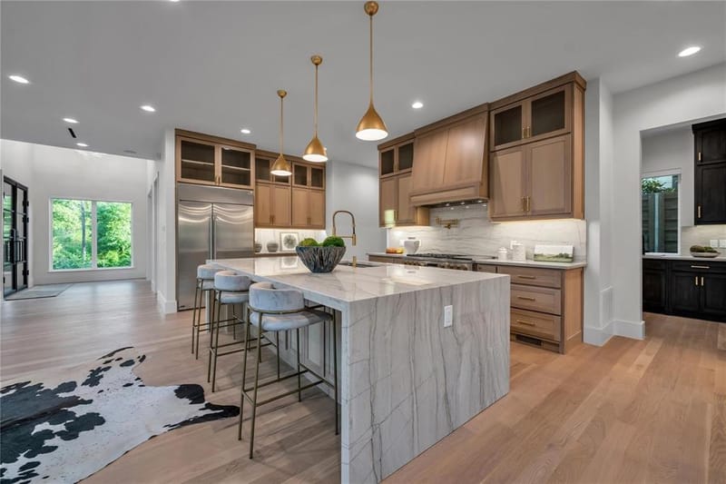 419 W Colorado Boulevard, Dallas TX 75208 - Photo 11