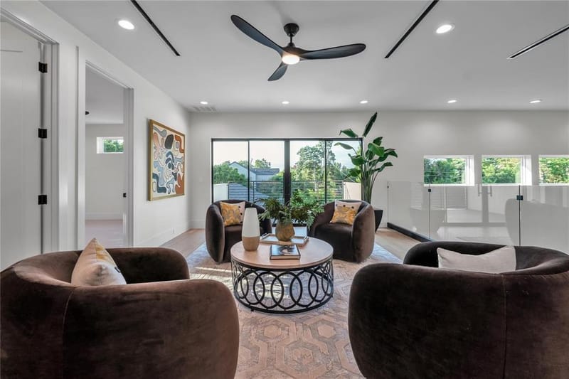 419 W Colorado Boulevard, Dallas TX 75208 - Photo 25