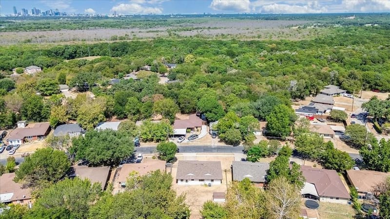 6540 Seco Boulevard, Dallas TX 75217 - Photo 38