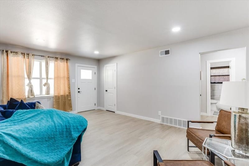 6540 Seco Boulevard, Dallas TX 75217 - Photo 15
