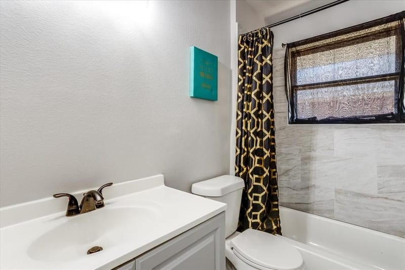 6540 Seco Boulevard, Dallas TX 75217 - Photo 19