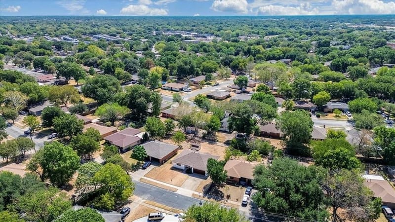 6540 Seco Boulevard, Dallas TX 75217 - Photo 29
