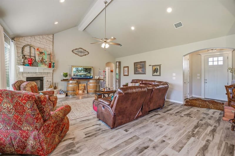 191 Crenshaw Court, Stephenville TX 76401 - Photo 6