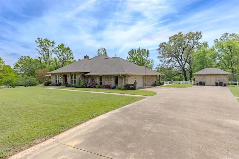 166 CR 2112, Pittsburg TX 75686 - Photo 3