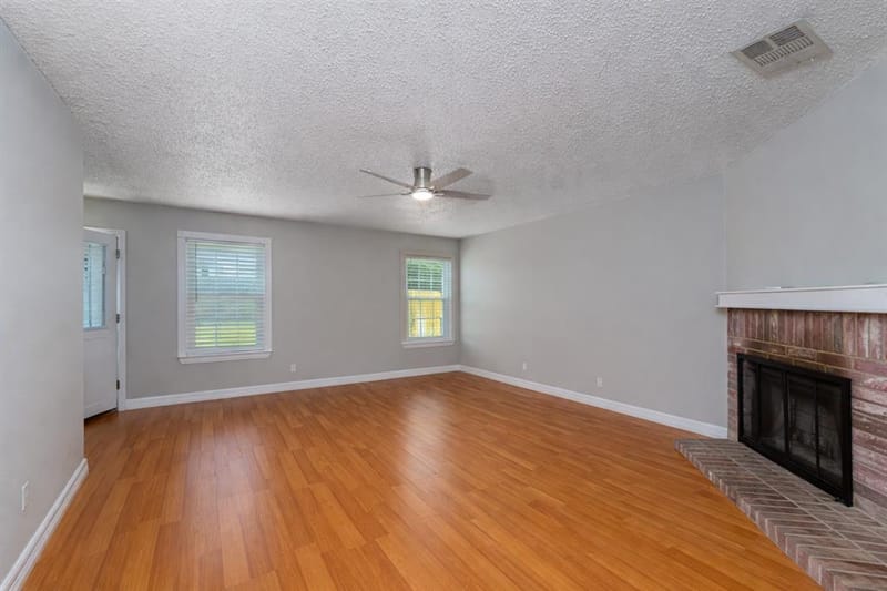 5209 Prestwick Drive, Fort Worth TX 76135 - Photo 6