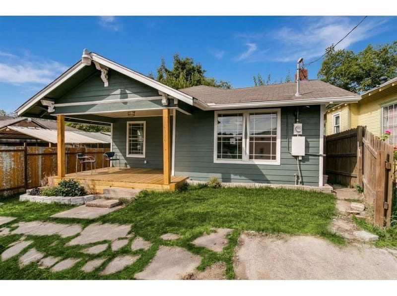 126 Neches, Dallas TX 75208
