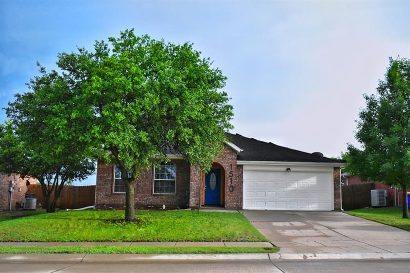 1510 Sequoia Drive, Krum TX 76249 - Photo 2
