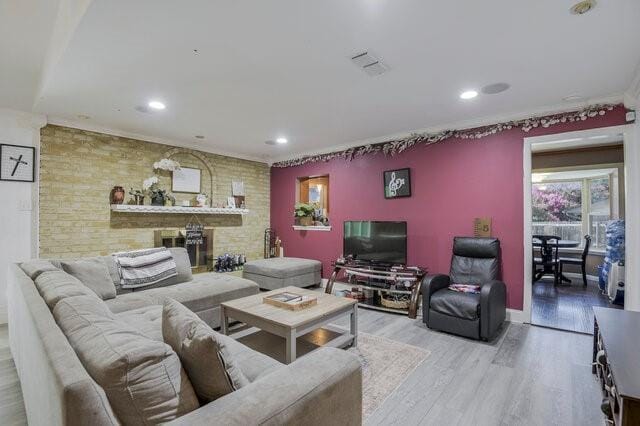 802 Crest Oak Court, Arlington TX 76012 - Photo 4