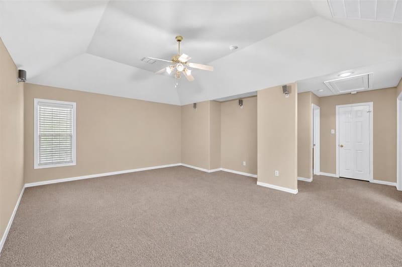 656 Links View Court, Grand Prairie TX 75052 - Photo 20