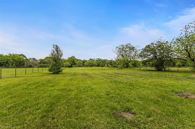 914 Griffith Avenue, Terrell TX 75160 - Photo 27
