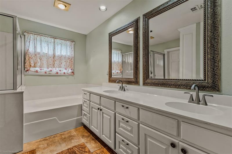 914 Griffith Avenue, Terrell TX 75160 - Photo 17