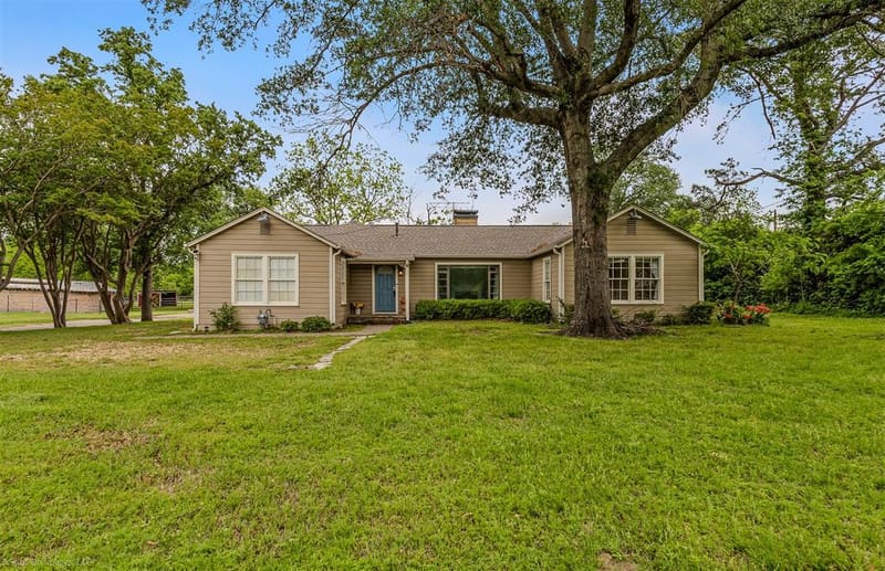 914 Griffith Avenue, Terrell TX 75160
