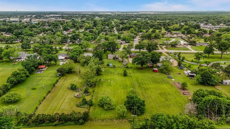 914 Griffith Avenue, Terrell TX 75160 - Photo 30