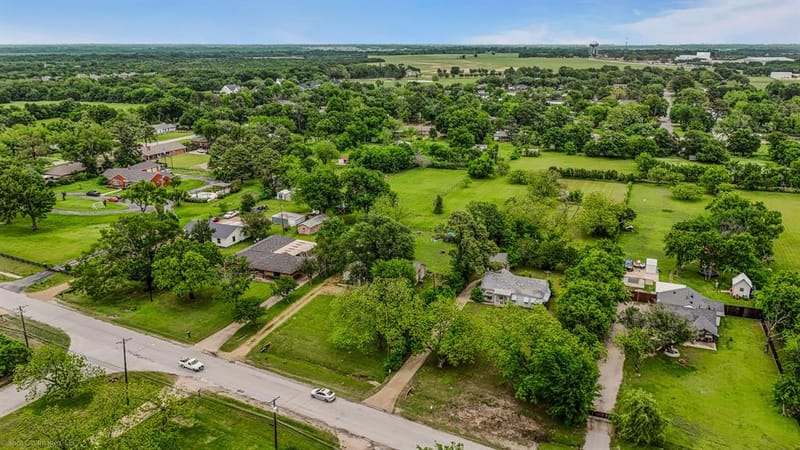 914 Griffith Avenue, Terrell TX 75160 - Photo 29