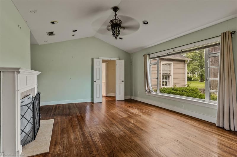 914 Griffith Avenue, Terrell TX 75160 - Photo 8